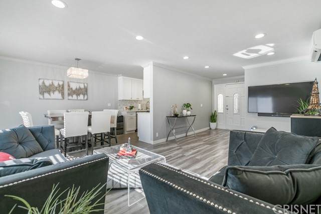 3220 Altura Avenue - Photo 1