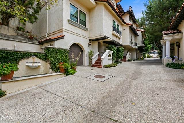 62 Arroyo Boulevard - Photo 1