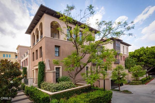 382 Green Street - Photo 1
