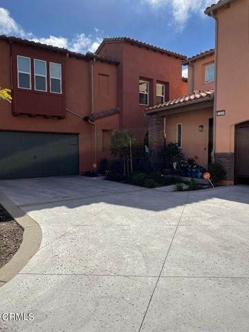 2327 Nicklaus Street - Photo 1