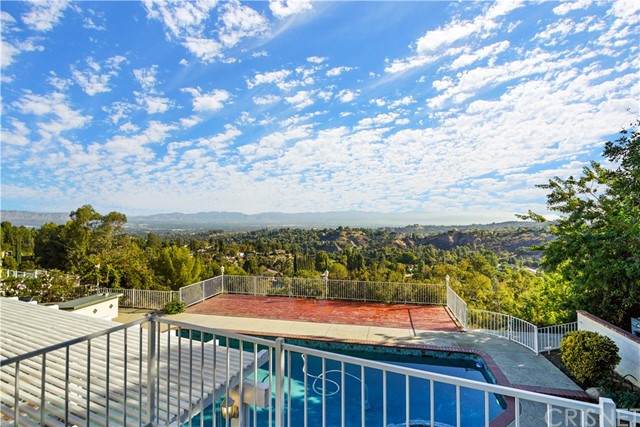 3734 Gleneagles Drive - Photo 1