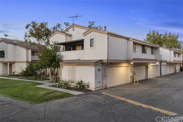14071 Van Nuys Boulevard - Photo 1