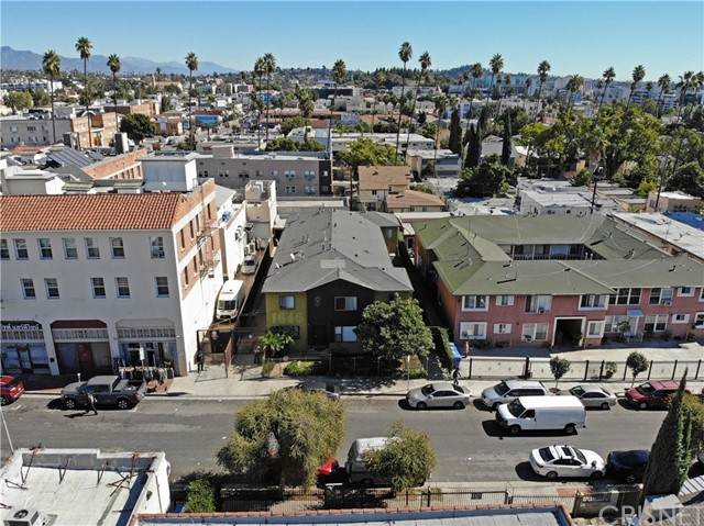 1646 Harvard Boulevard - Photo 1
