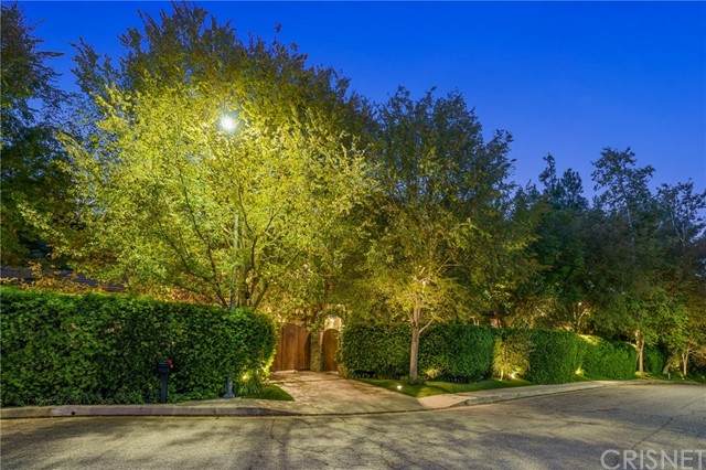 19012 Dorlon Drive - Photo 1