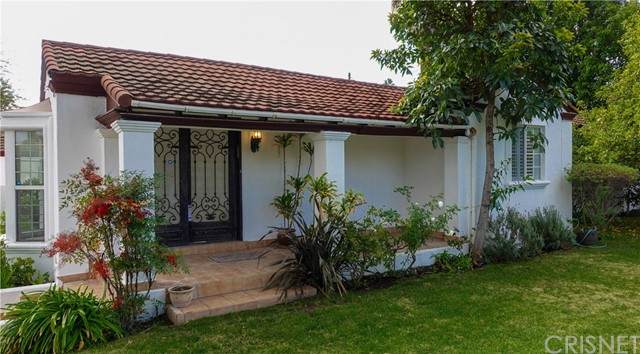 14936 Camarillo Street - Photo 1