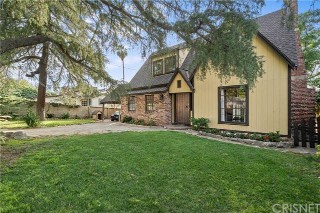 10735 Plainview Avenue - Photo 1
