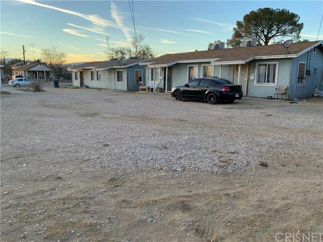 16114 L Street - Photo 1