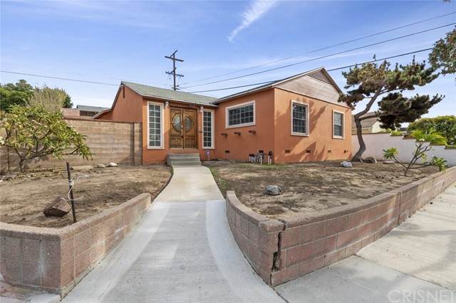 11602 Tarron Avenue - Photo 1