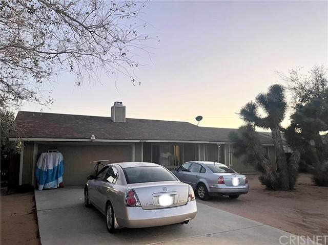 8236 Greenwood Ave - Photo 1