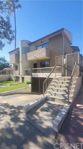 421 Porter Street - Photo 1