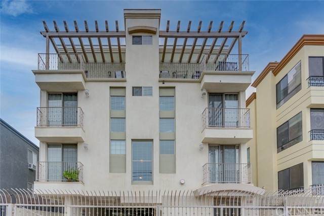 12042 Hart Street - Photo 1