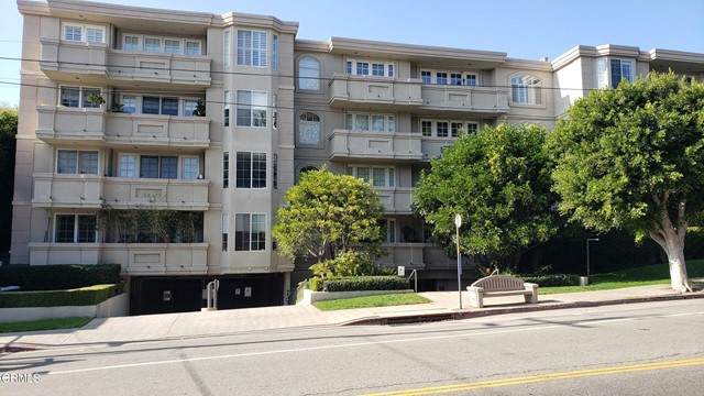 575 Barrington Avenue - Photo 1