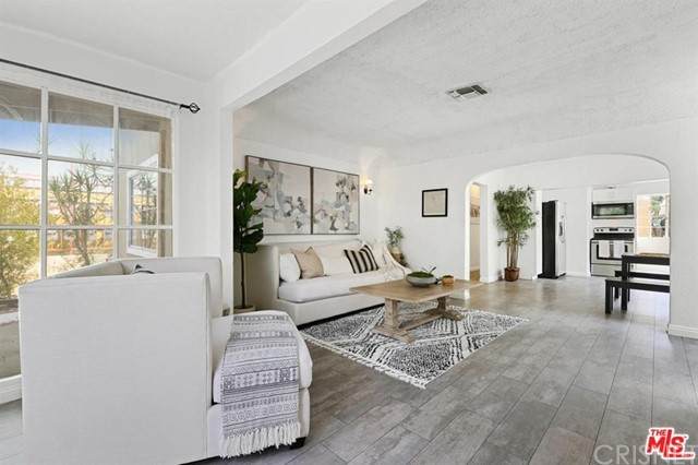 11802 Hamlin Street - Photo 1