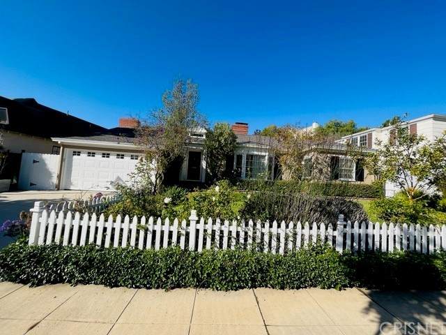 11235 Cashmere Street - Photo 1
