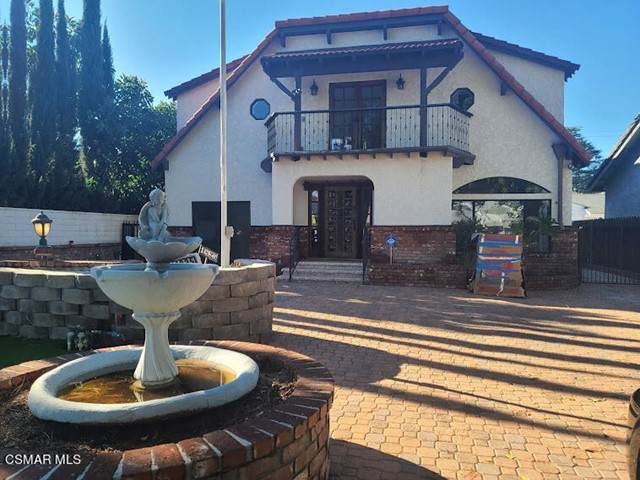 4825 Lemona Avenue - Photo 1