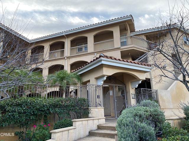 2930 Fairway Avenue - Photo 1
