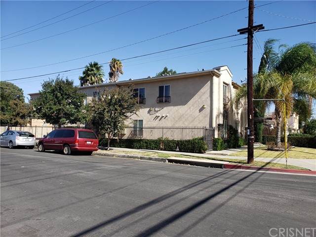 15965 Victory Boulevard - Photo 1