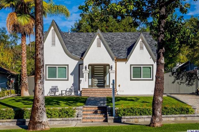 2305 Glenoaks Boulevard - Photo 1