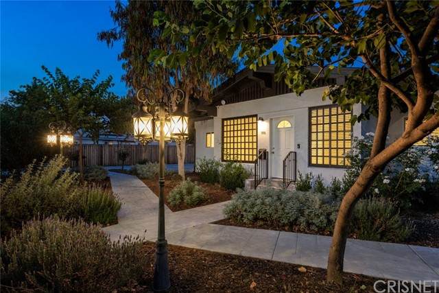 7308 Woodley Avenue - Photo 1