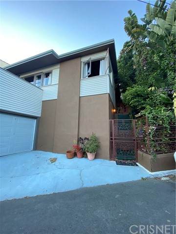 2415 Gower Street - Photo 1