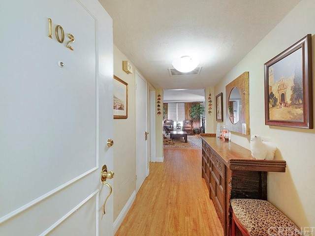 434 S Canon Dr - Photo 1