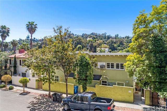 3107 Hollycrest Drive - Photo 1