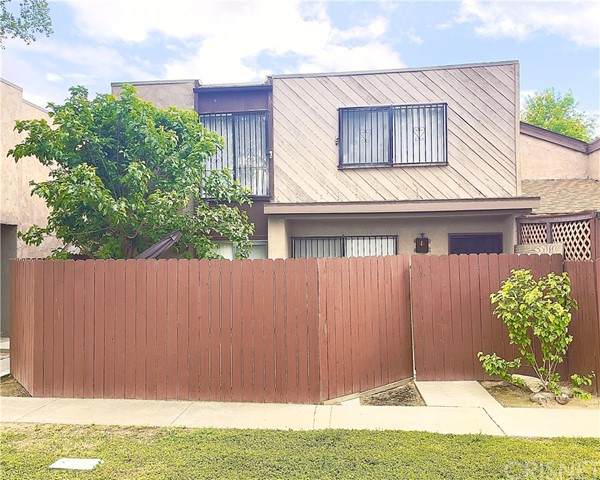 2100 Pinon Springs Circle - Photo 1