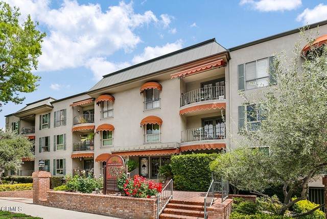 330 Mentor Avenue - Photo 1