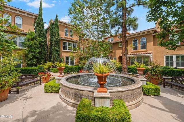 453 Altadena Drive - Photo 1