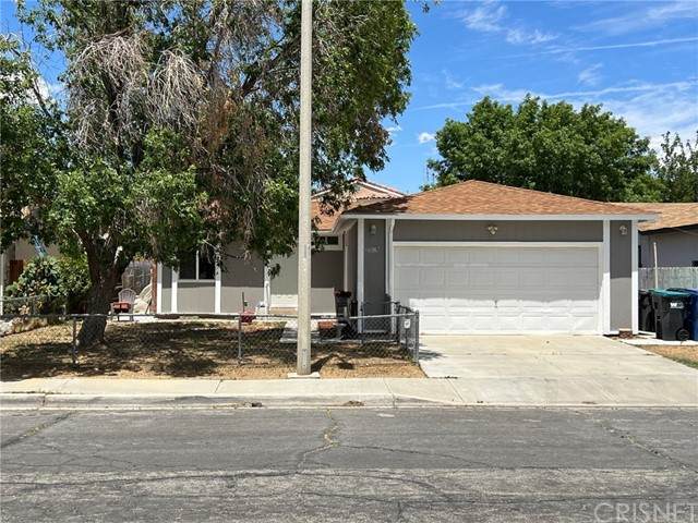 2319 Rosewood Avenue - Photo 1