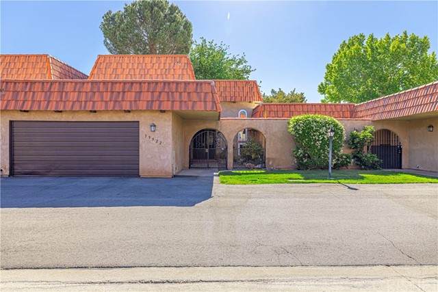 39922 Dyott Way - Photo 1