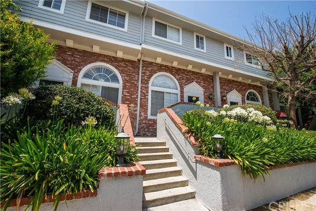8741 Darby Avenue - Photo 1