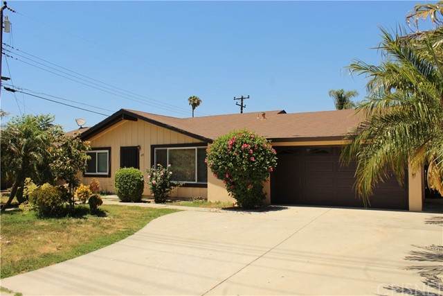 455 Royal Avenue - Photo 1