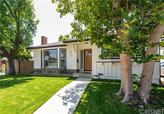19632 Sylvan Street - Photo 1