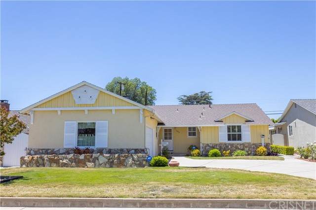 9219 Petit Avenue - Photo 1