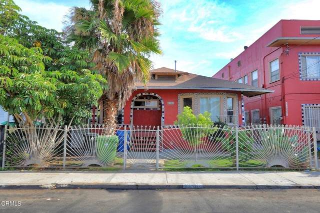 1806 Berendo Street - Photo 1