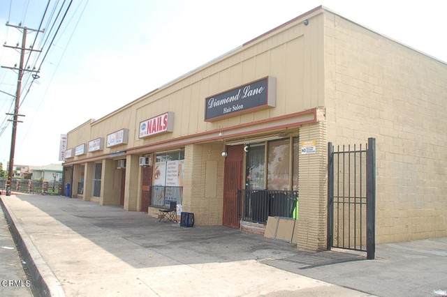 13406 Avalon Boulevard - Photo 1