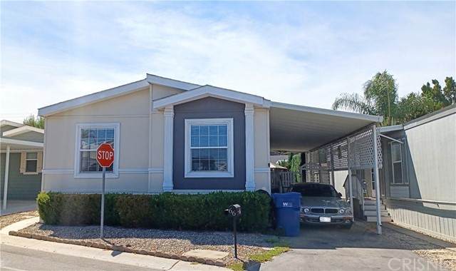 27361 Sierra Hwy - Photo 1
