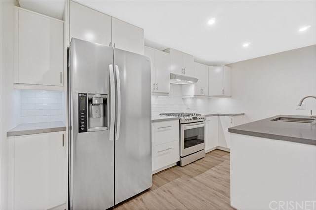 15231 Magnolia Boulevard - Photo 1