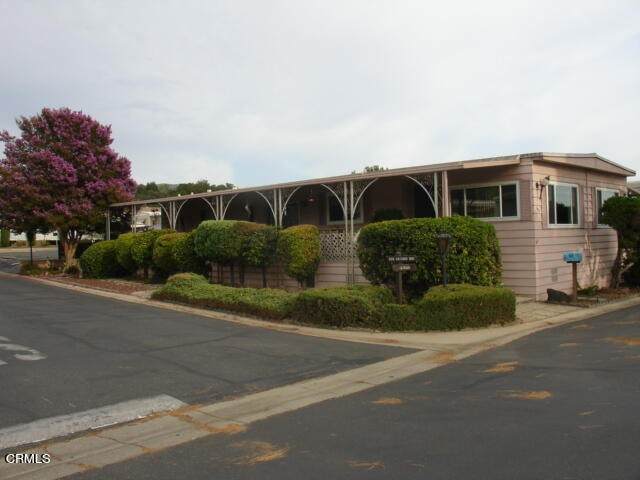 157 La Plaza Plaza - Photo 1