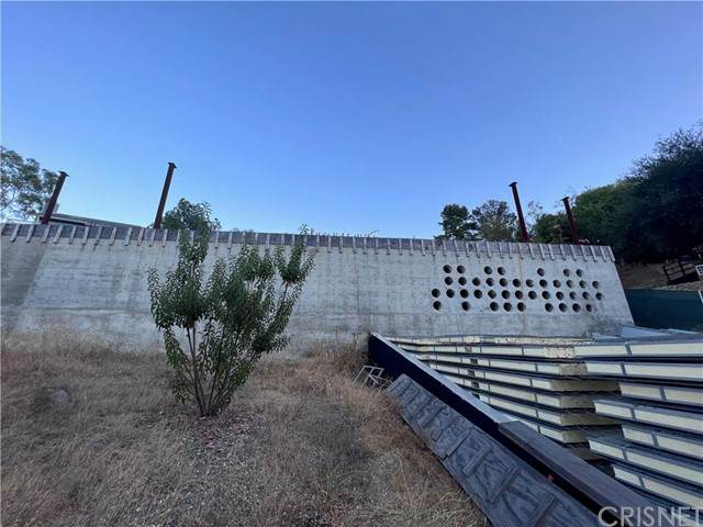 20240 Croydon Lane - Photo 1
