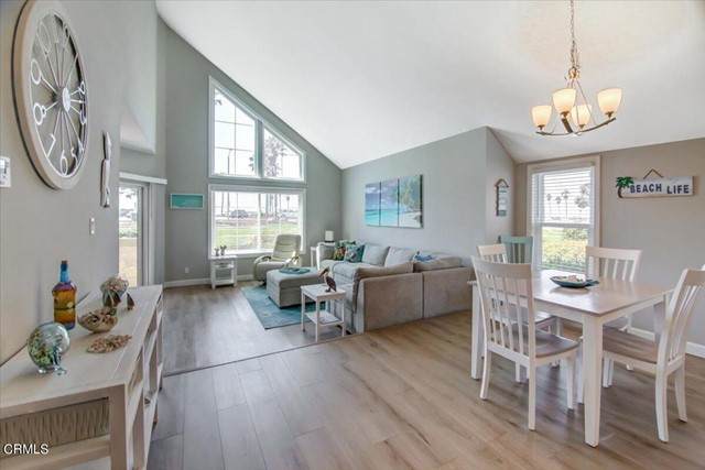 572 Island View Circle - Photo 1