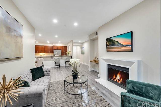 14412 Killion Street - Photo 1