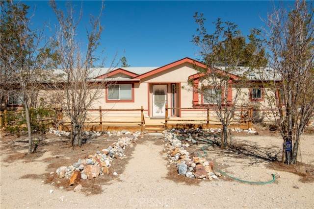 38043 Cuarto Street - Photo 1