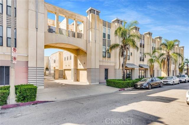 8021 Vermont Avenue - Photo 1