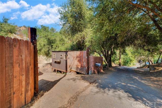 961 Riess Road - Photo 1