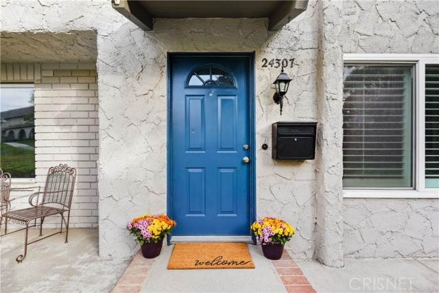 24307 La Glorita Circle - Photo 1