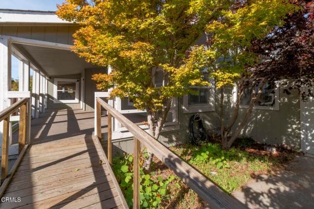 455 Harold Street - Photo 1