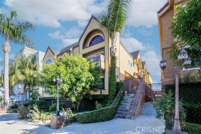 5110 Tujunga Avenue - Photo 1