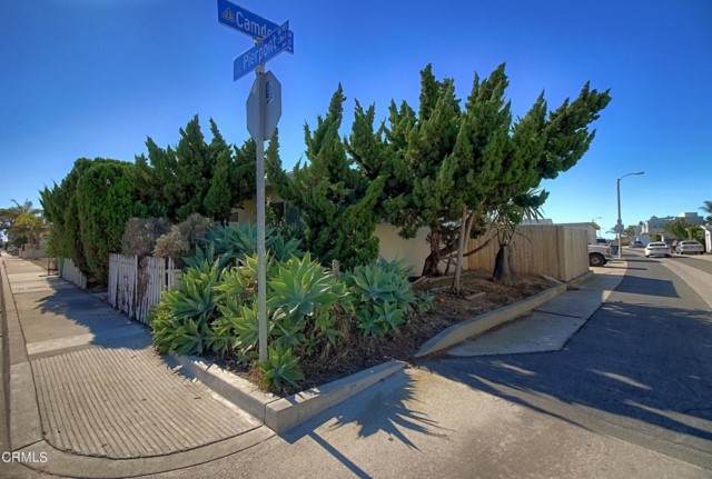 2818 Pierpont Boulevard - Photo 1
